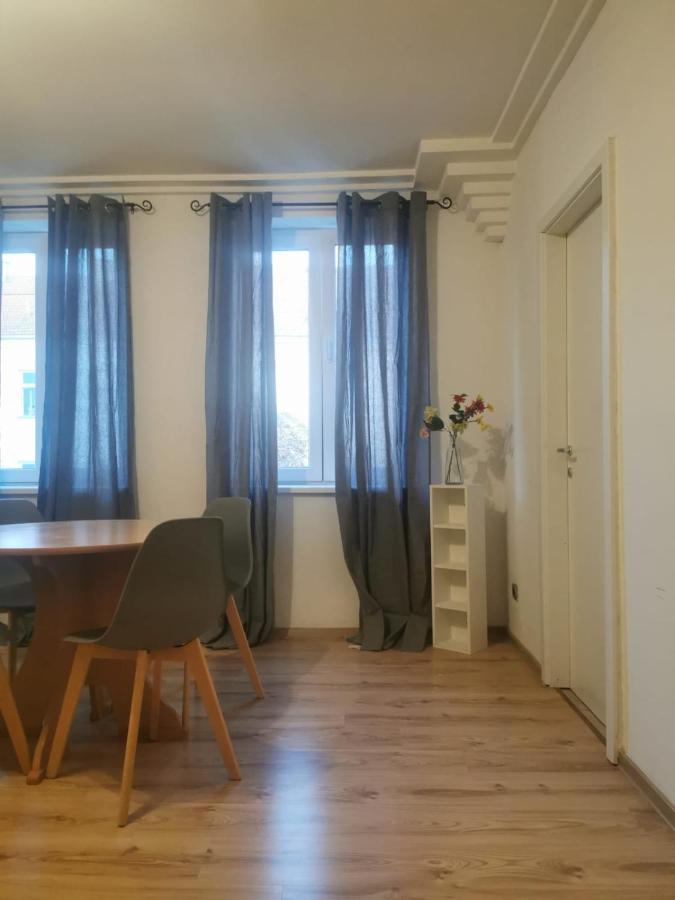 Апартаменты Beautiful, Spacious And Cheap Вена Экстерьер фото