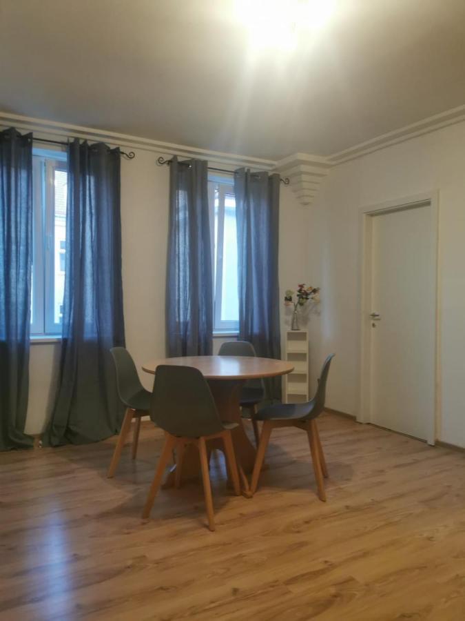 Апартаменты Beautiful, Spacious And Cheap Вена Экстерьер фото